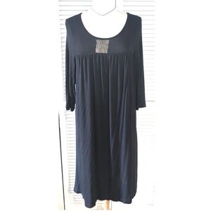 Vintage Motto black quarter sleeve Midi Dress with gold accents